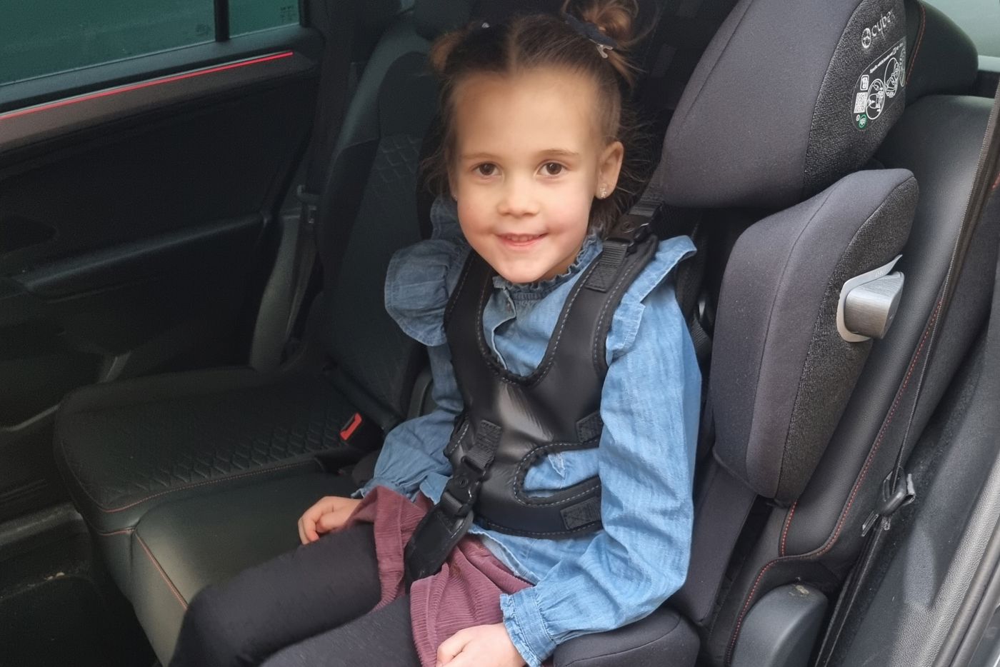 Zitverhoger met autostoelfixatie